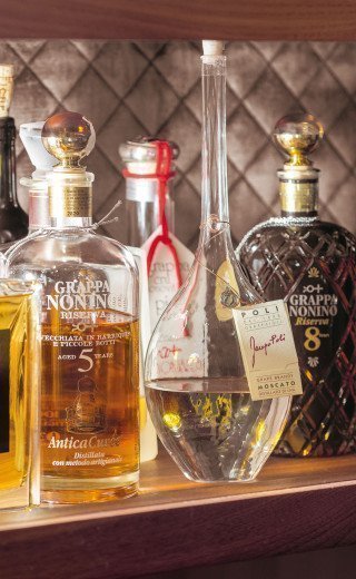 Drinks and shots at the "Bolero Bar" in Davos