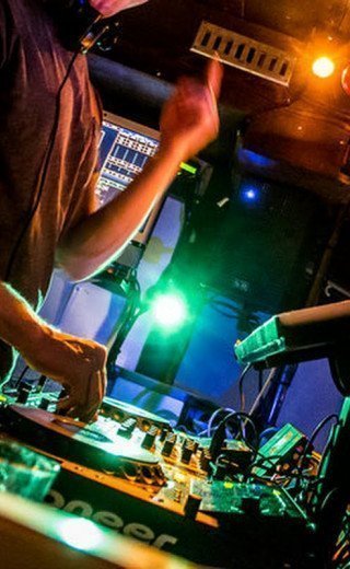 The DJ of the "Pöstli Club" in Davos