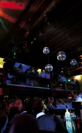 Party crowd at the "Pöstli Club" in Davos