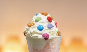 Unicorn Shot at Pop-up-Shot-Bar by Morosani Hotel