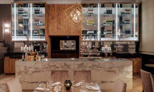 The bar of the Damoro at the Morosani "Schweizerhof" in Davos