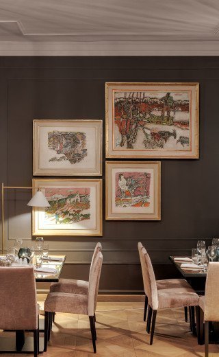 Modern interior at the "Damoro" in Davos