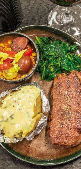 Reichhaltiges Gericht im Pöstli Grill Restaurant