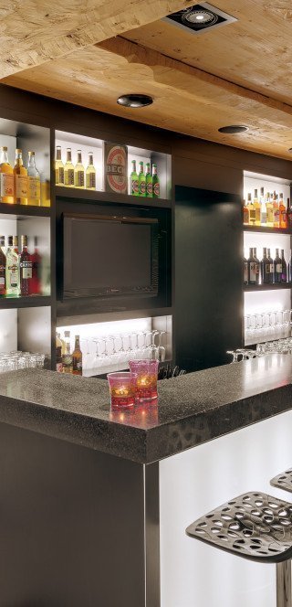 The counter of "Pöstli's Corner" in Davos