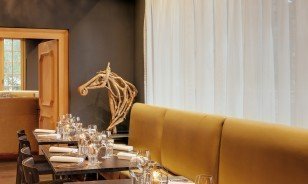 Pöstli Grill Tische