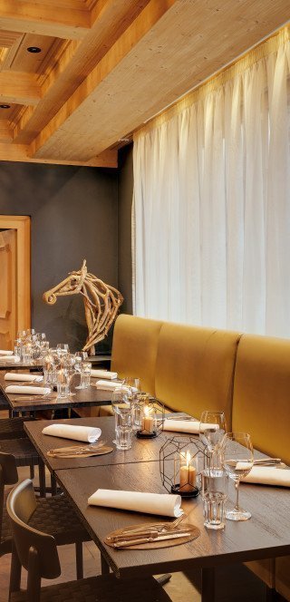 Kleine Tische im Pöstli Grill Restaurant