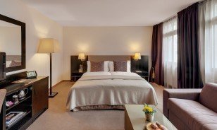 The Promenade Deluxe room at the Morosani "Schweizerhof" in Davos